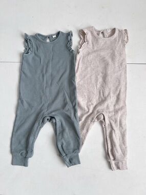 Colored Organics Set of Baby Knit Rompers in Dusty Blue & Oatmeal